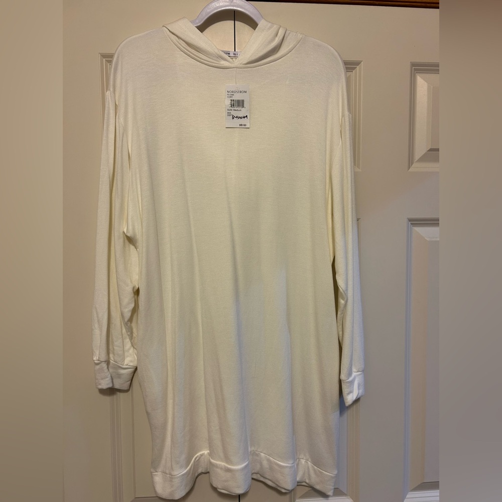 New Fraiche By J Nordstrom Hooded Soft Dress Pockets Sweatshirt Woman’s Medium M